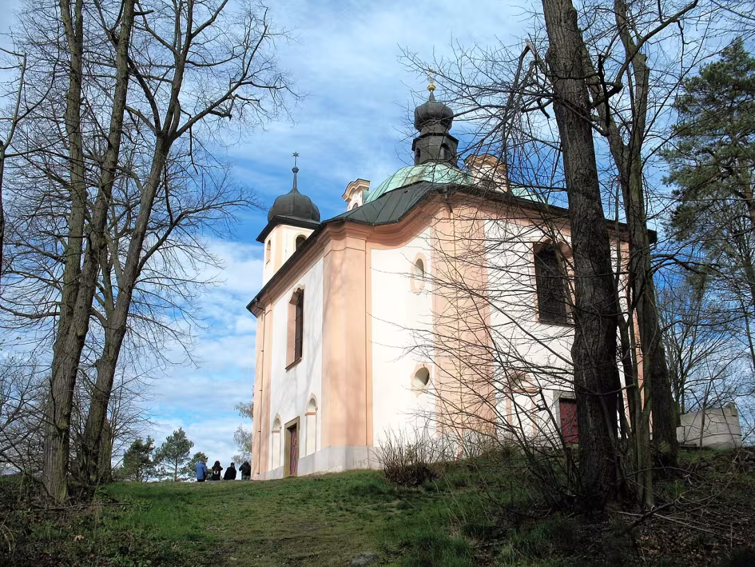 Today's view – kaple Navštívení Panny Marie (Litohlavy)
