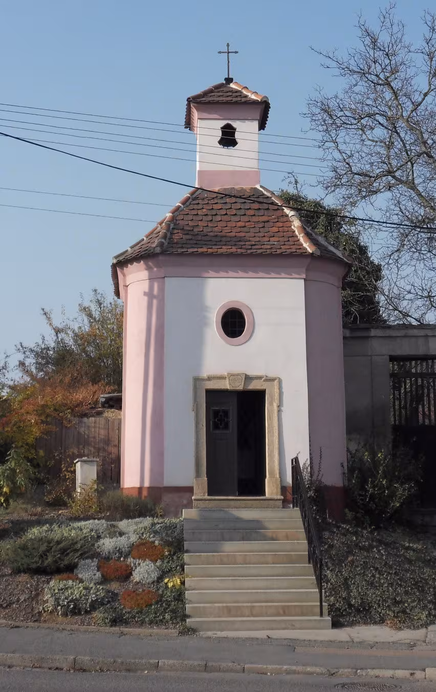 Dnešní pohled – kaple Panny Marie (Chrást)