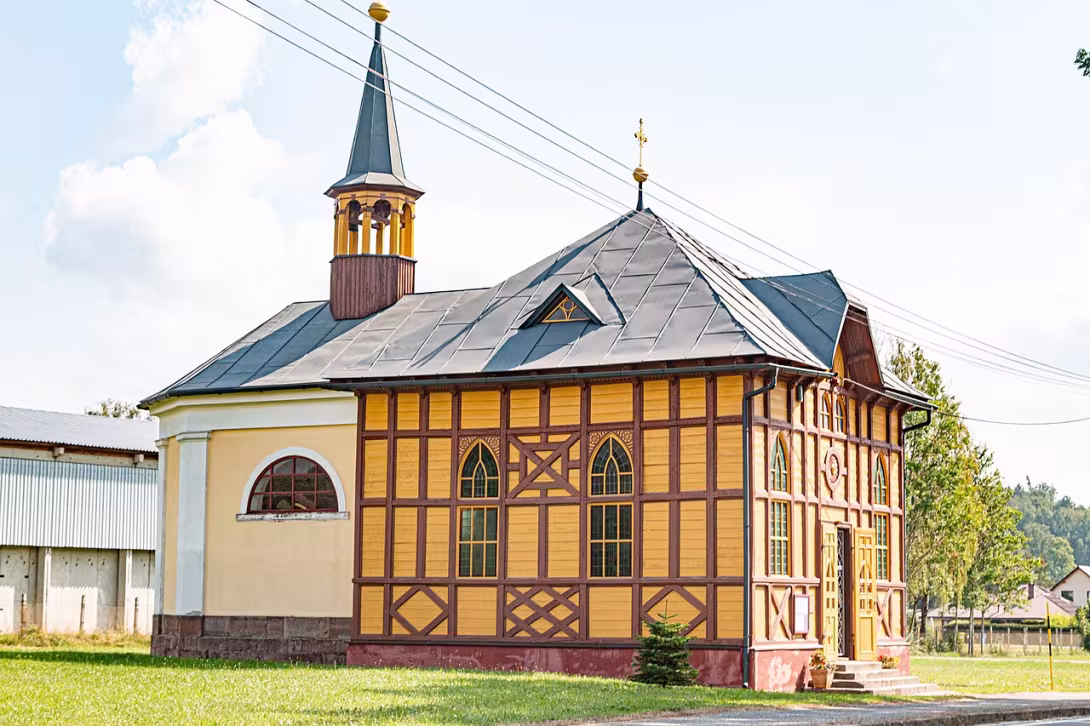 Dnešní pohled – kaple Panny Marie (Kunčice nad Labem)