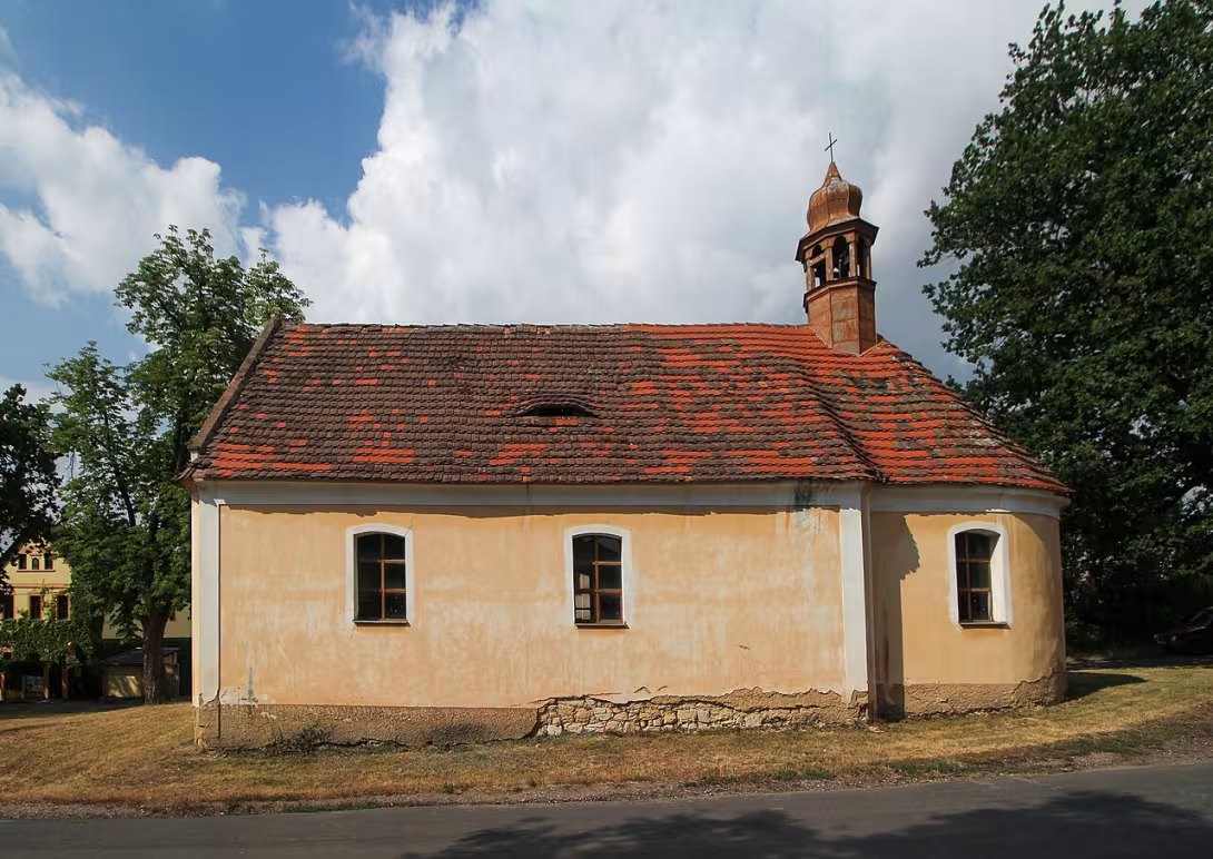 Dnešní pohled – kaple svatého Jana Nepomuckého ve Svojetíně