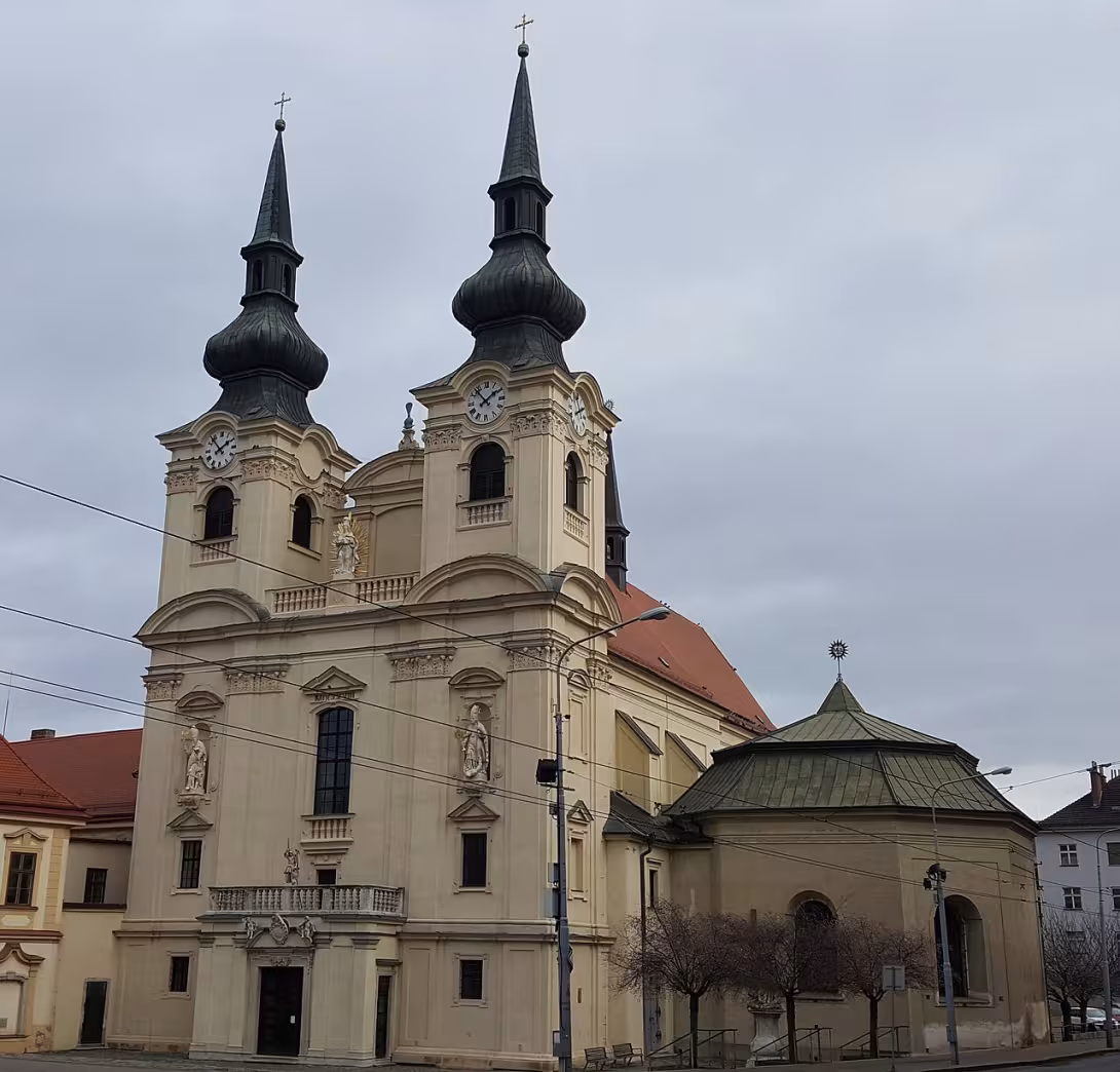 Dnešní pohled – kostel Nanebevzetí Panny Marie (Zábrdovice)