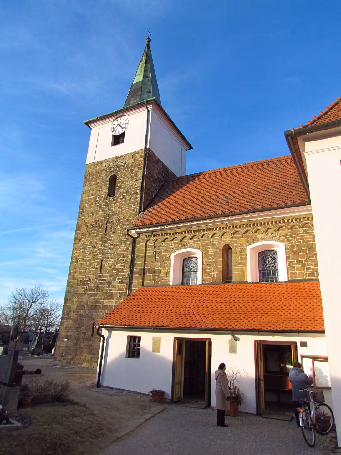 Dnešní pohled – kostel Nanebevzetí Panny Marie (Březník)