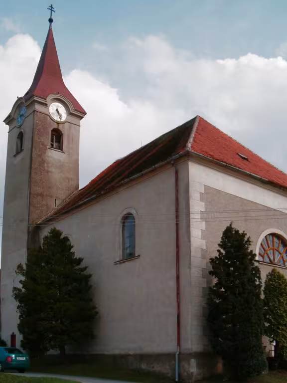 Dnešní pohled – kostel Nanebevzetí Panny Marie (Staré Hobzí)