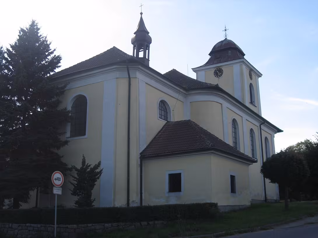 Heutige Ansicht – kostel Narození Panny Marie (Větrný Jeníkov)