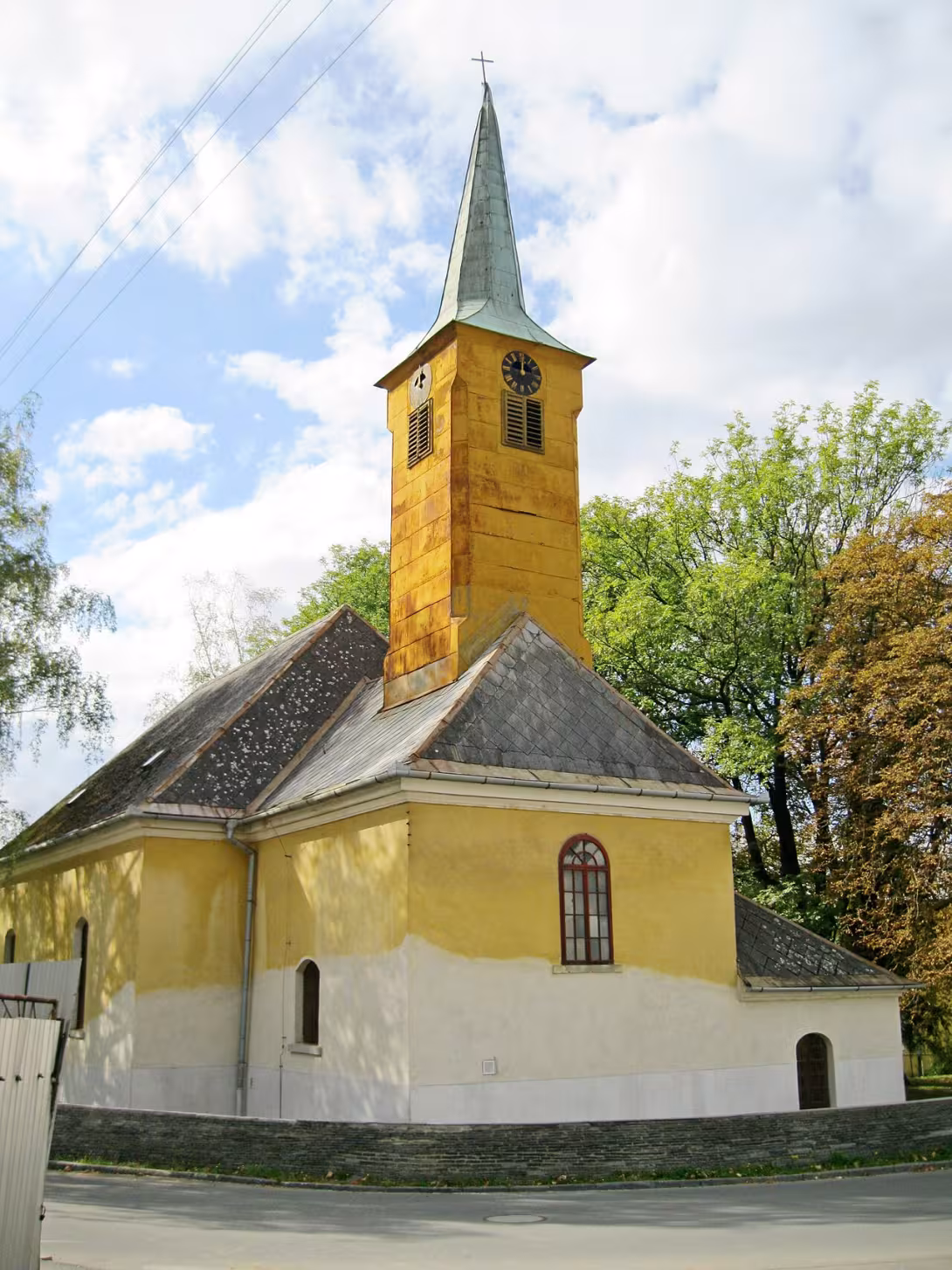 Dnešní pohled – kostel Nejsvětější Trojice (Šternberk)