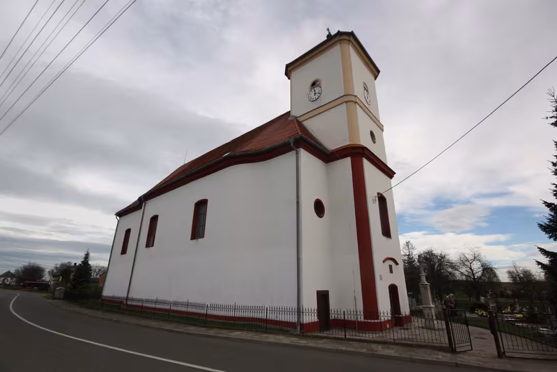 Dnešní pohled – kostel Svatého Jiří (Třebom)