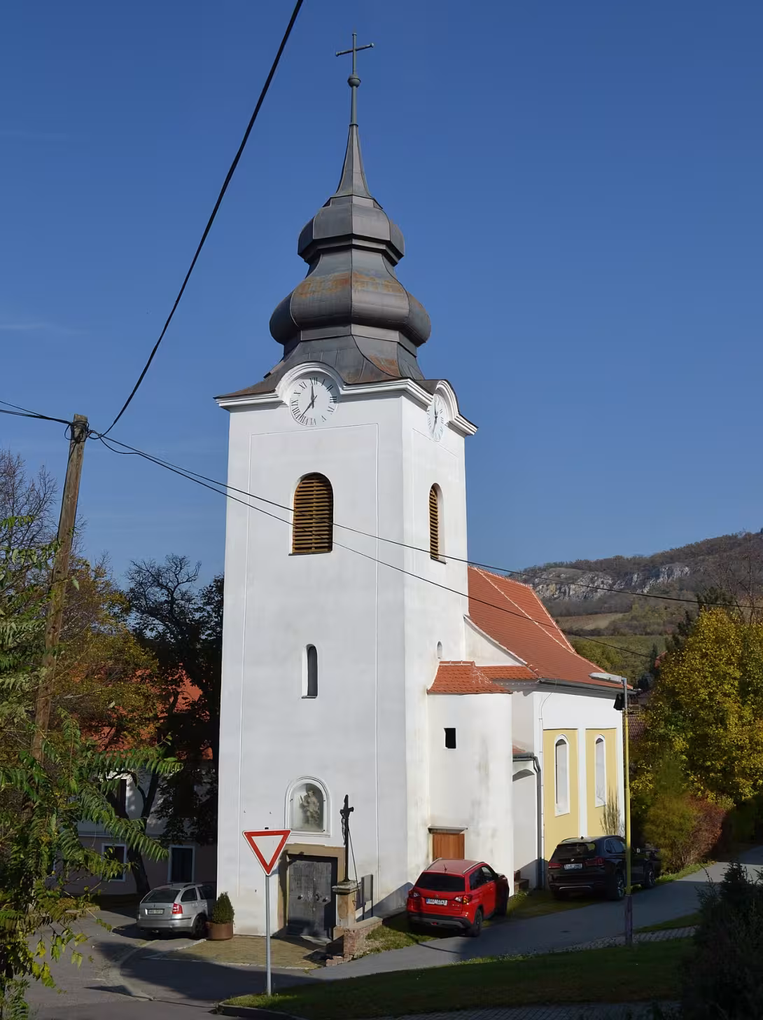 Dnešní pohled – kostel svaté Kateřiny (Bavory)
