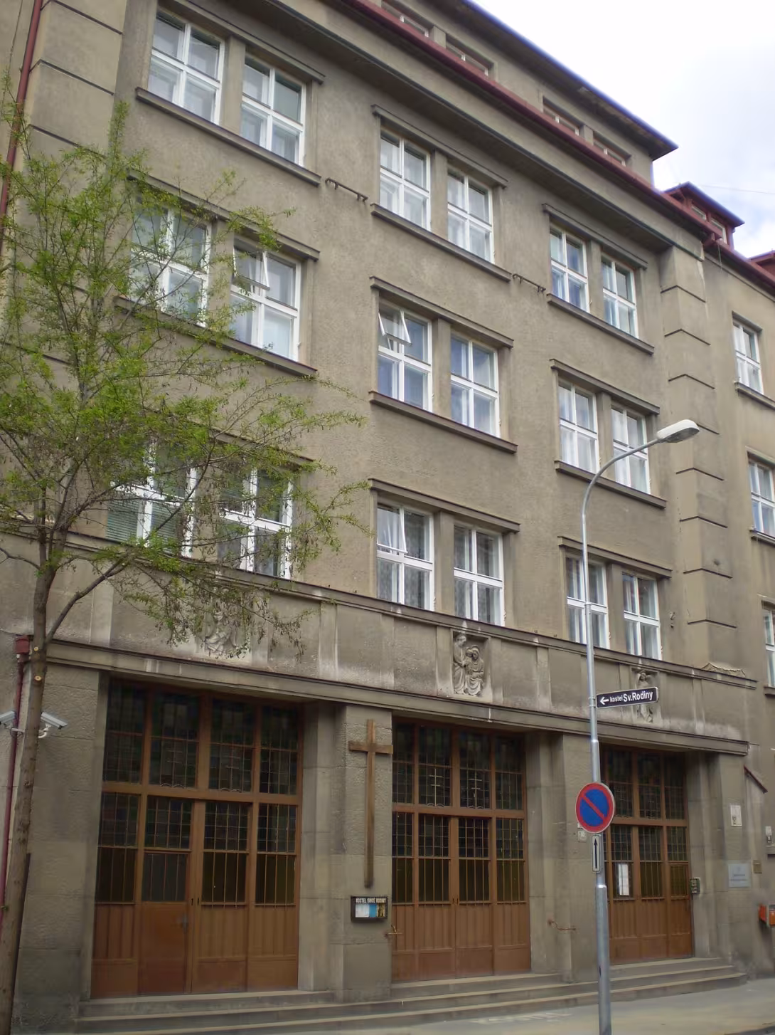 Dnešní pohled – kostel svaté Rodiny (Veveří)