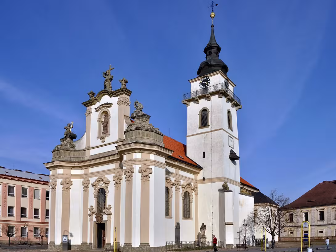 Dnešní pohled – kostel svatého Bartoloměje (Heřmanův Městec)
