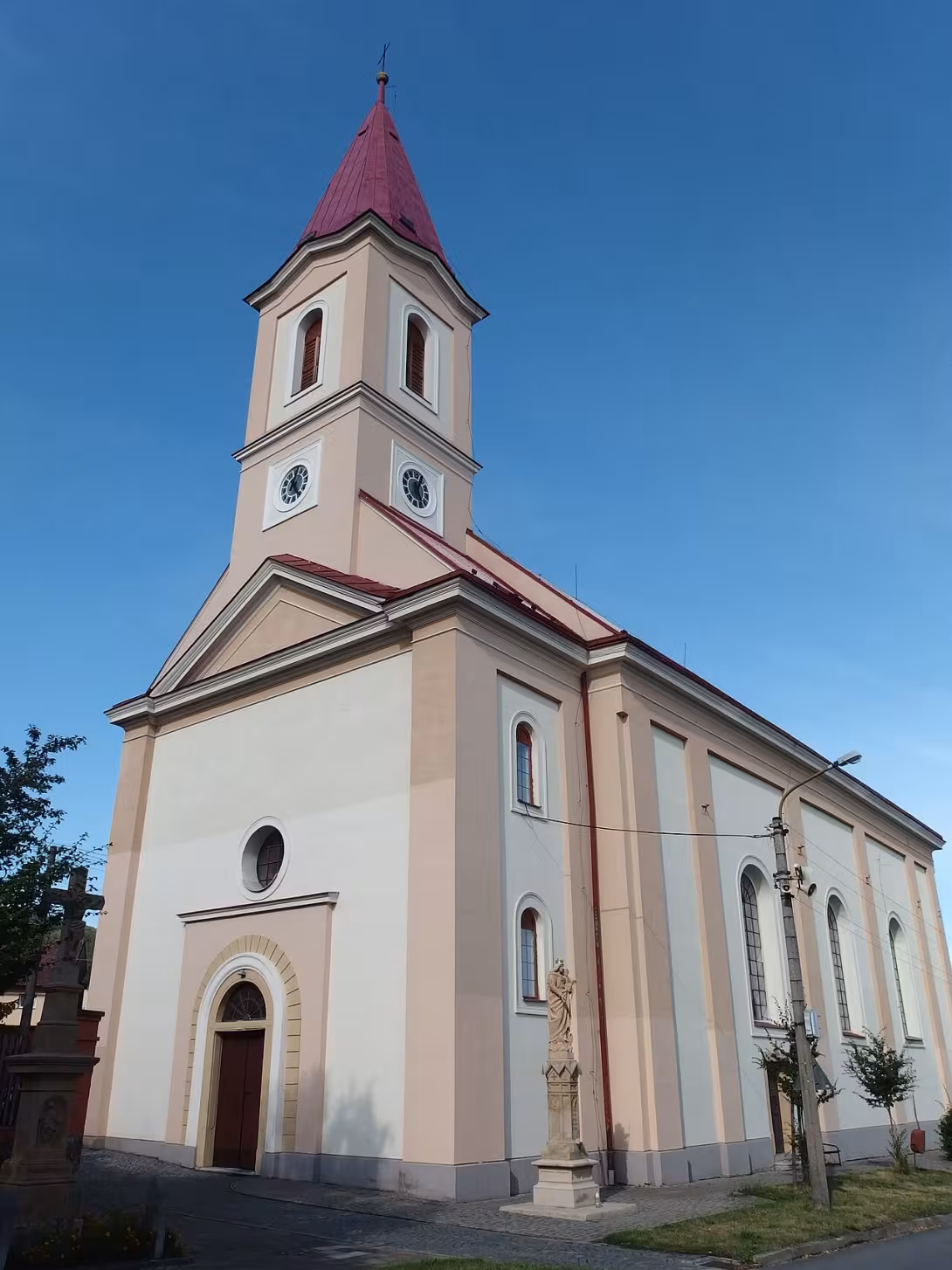 Dnešní pohled – kostel svatého Havla (Dolní Újezd)