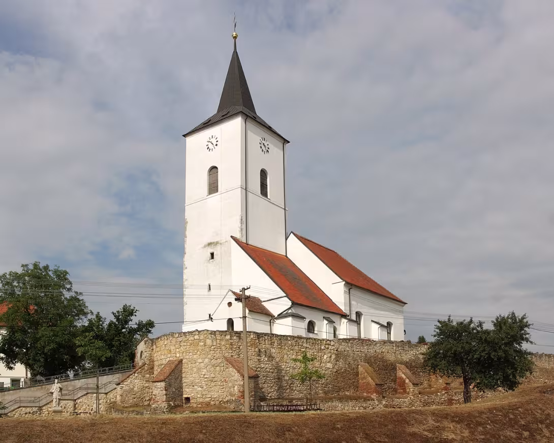 Dzisiejszy widok – kostel svatého Jakuba Staršího (Nosislav)