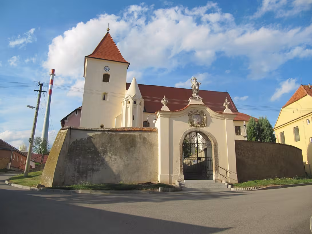 Dnešní pohled – kostel svatého Jakuba Většího (Hodonice)