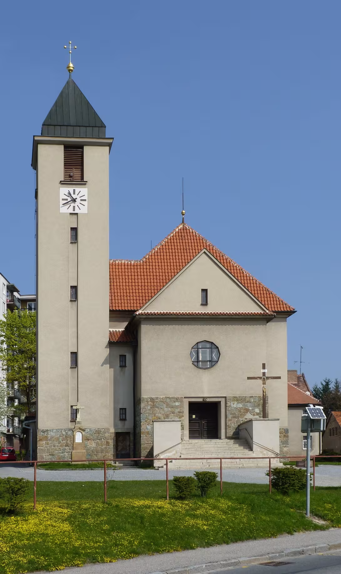Dnešní pohled – kostel svatého Jana Nepomuckého (Starý Lískovec)
