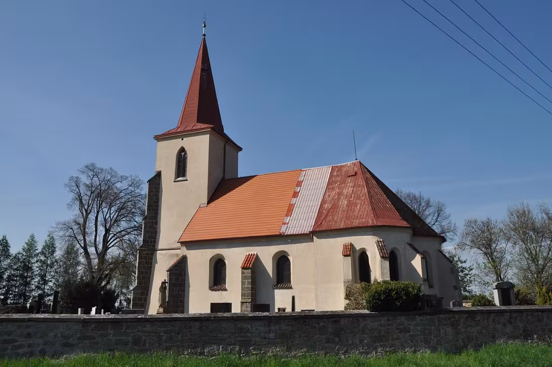 Dnešní pohled – kostel svatého Jiří (Tři Bubny)
