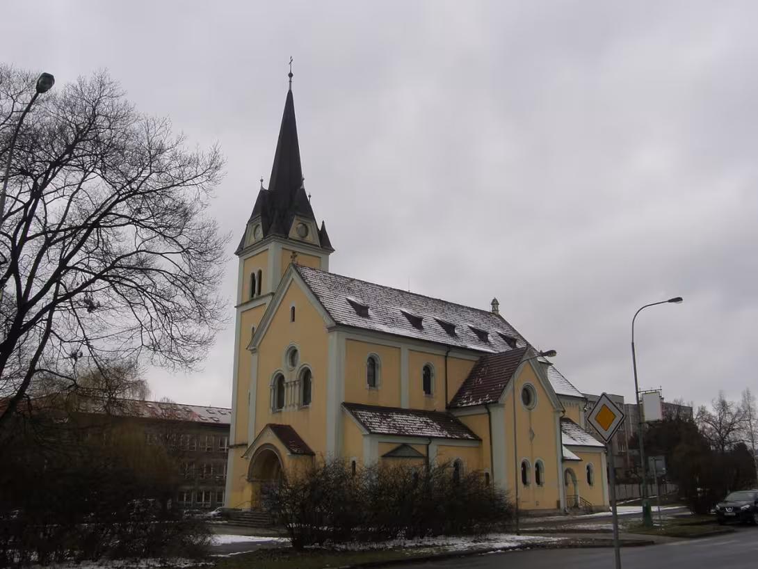 Dnešní pohled – kostel svatého Kříže (Rybáře)