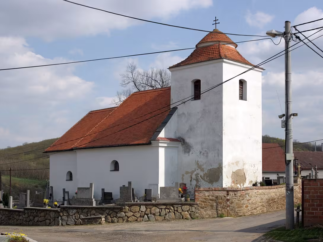 Dnešní pohled – kostel svatého Leopolda (Rokytná)