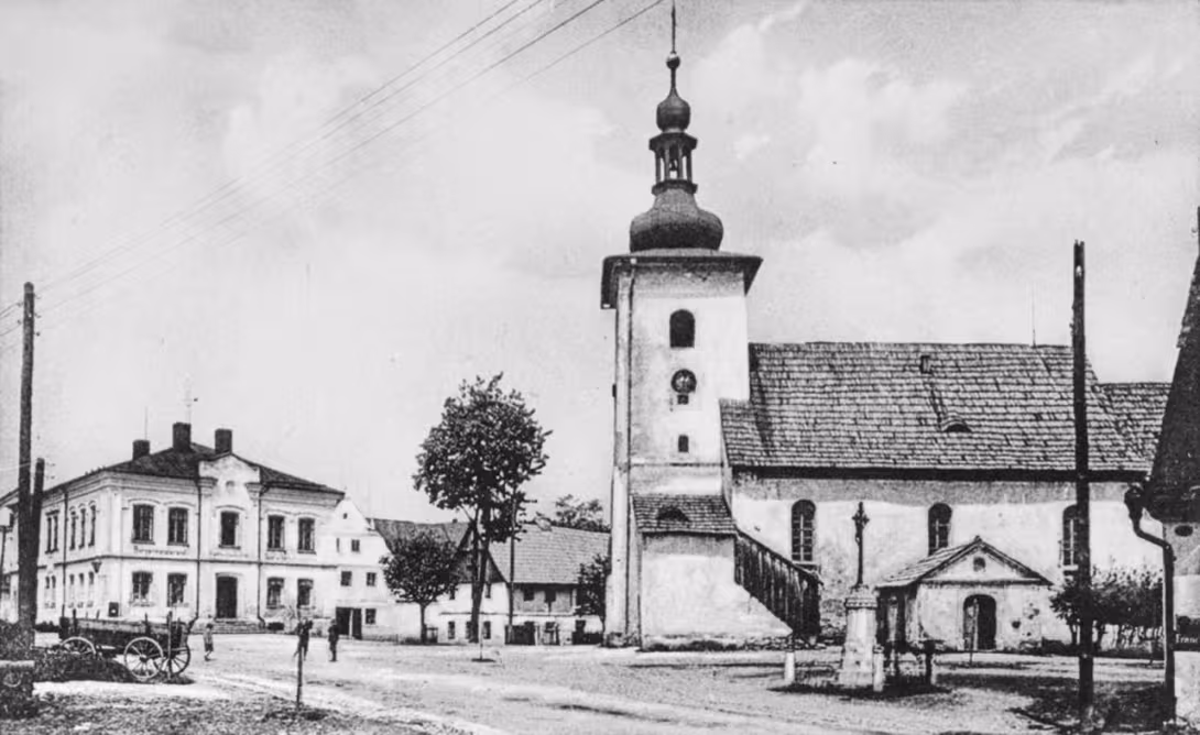 Today's view – kostel svatého Linharta (Prameny)