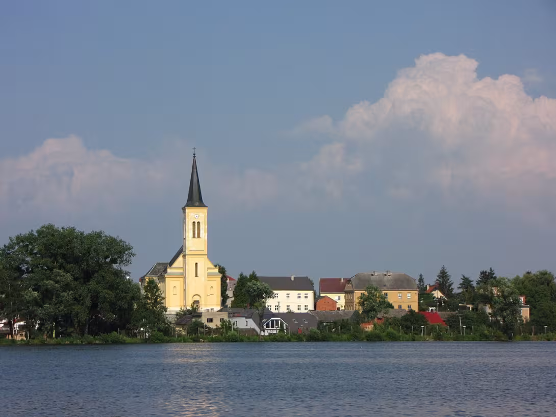Today's view – kostel svatého Martina (Dolní Benešov)