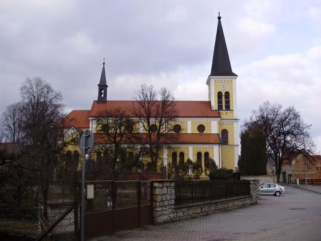 Dnešní pohled – kostel svatého Martina z Tours (Zbýšov)