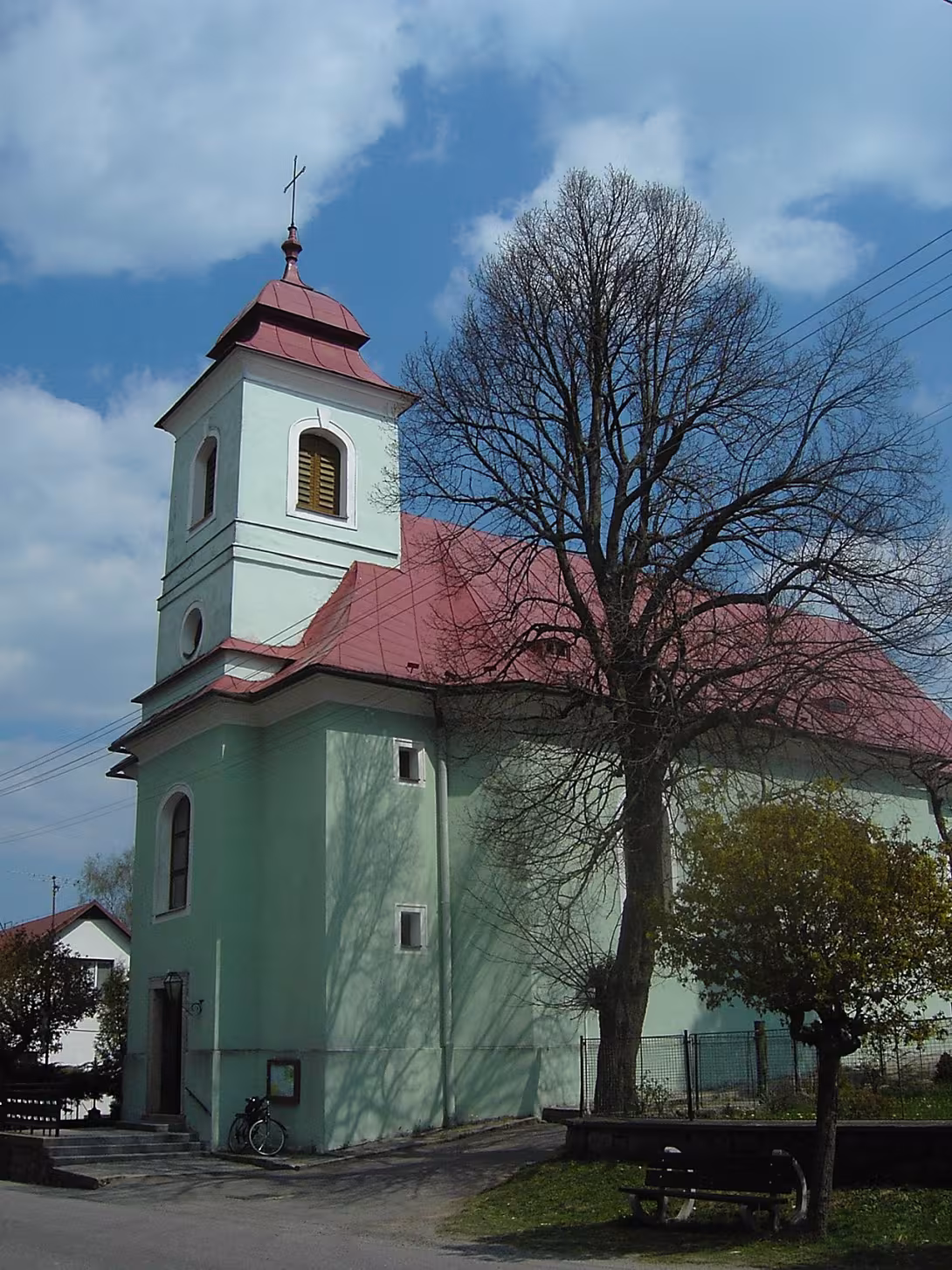 Dnešní pohled – kostel svatého Matouše (Fryšava pod Žákovou horou)
