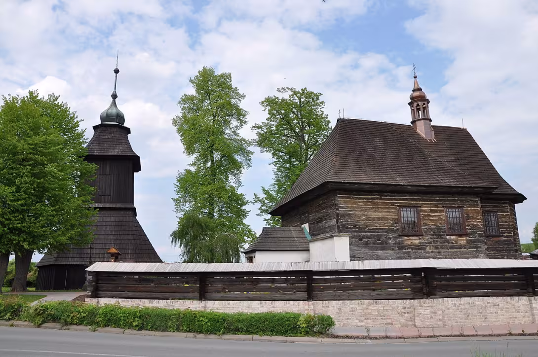 Dnešní pohled – kostel svatého Mikuláše (Veliny)
