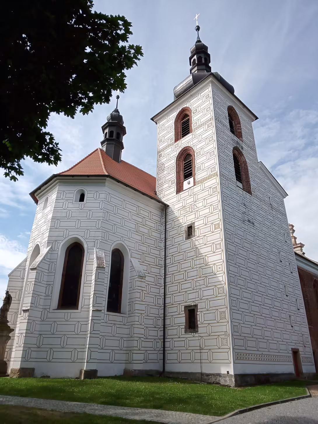 Dnešní pohled – kostel svatého Petra a Pavla v Kralovicích