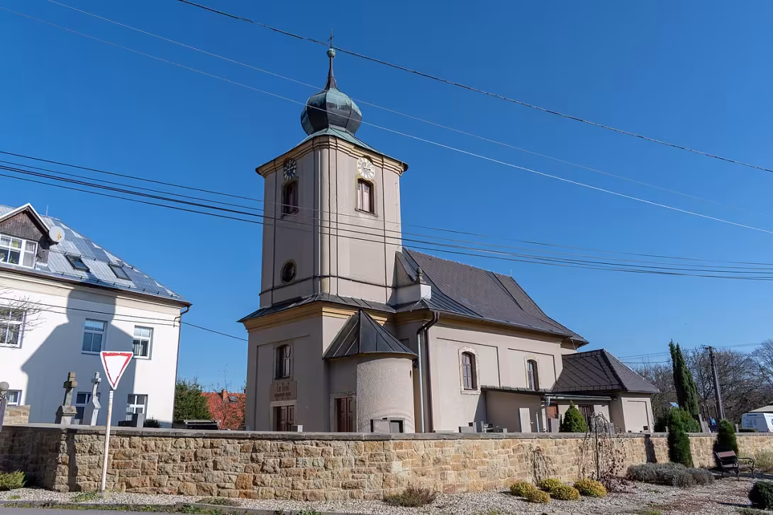 Dnešní pohled – kostel svatého Prokopa (Sobkovice)