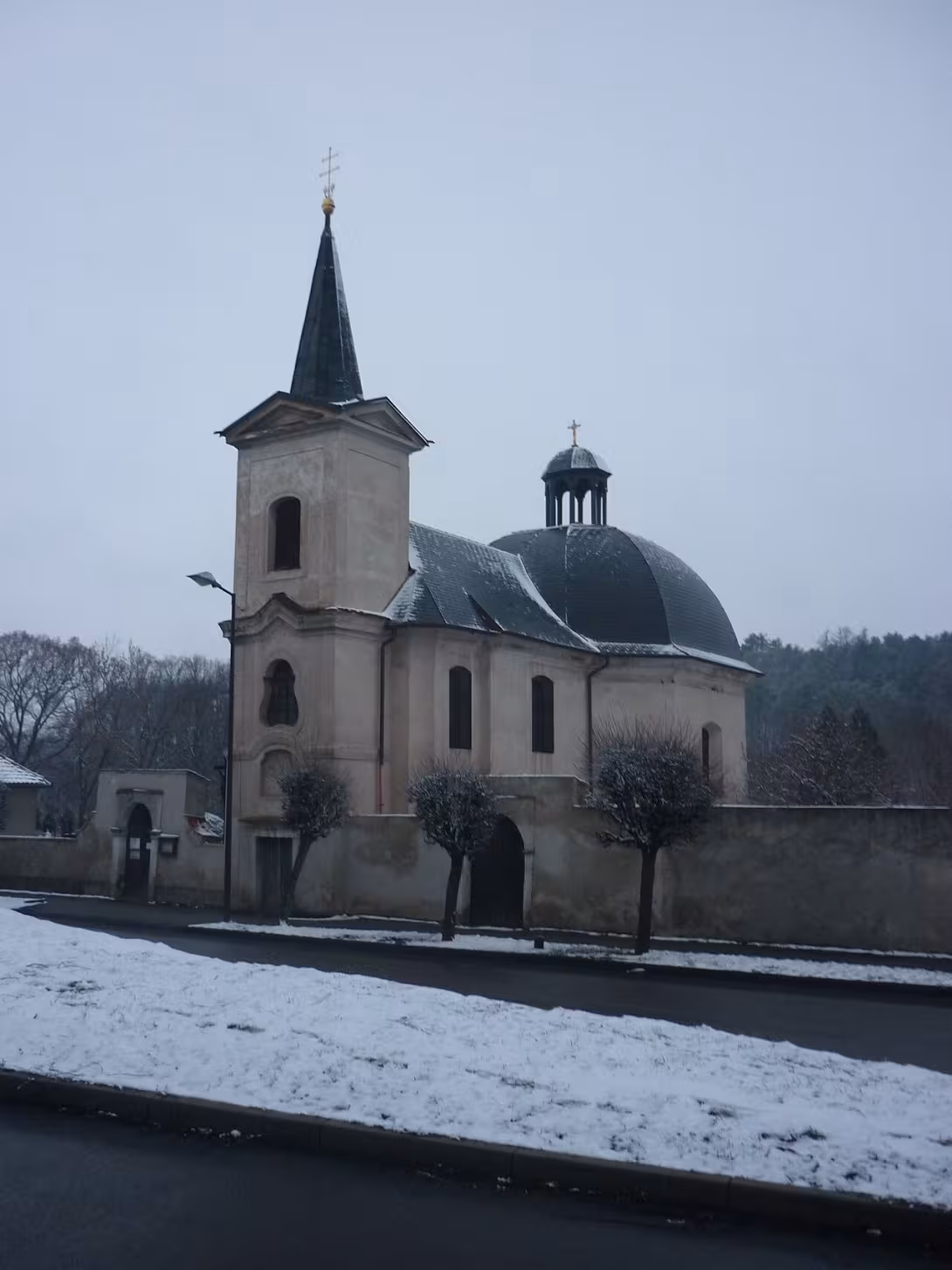 Dnešní pohled – kostel svatého Rocha (Žebrák)