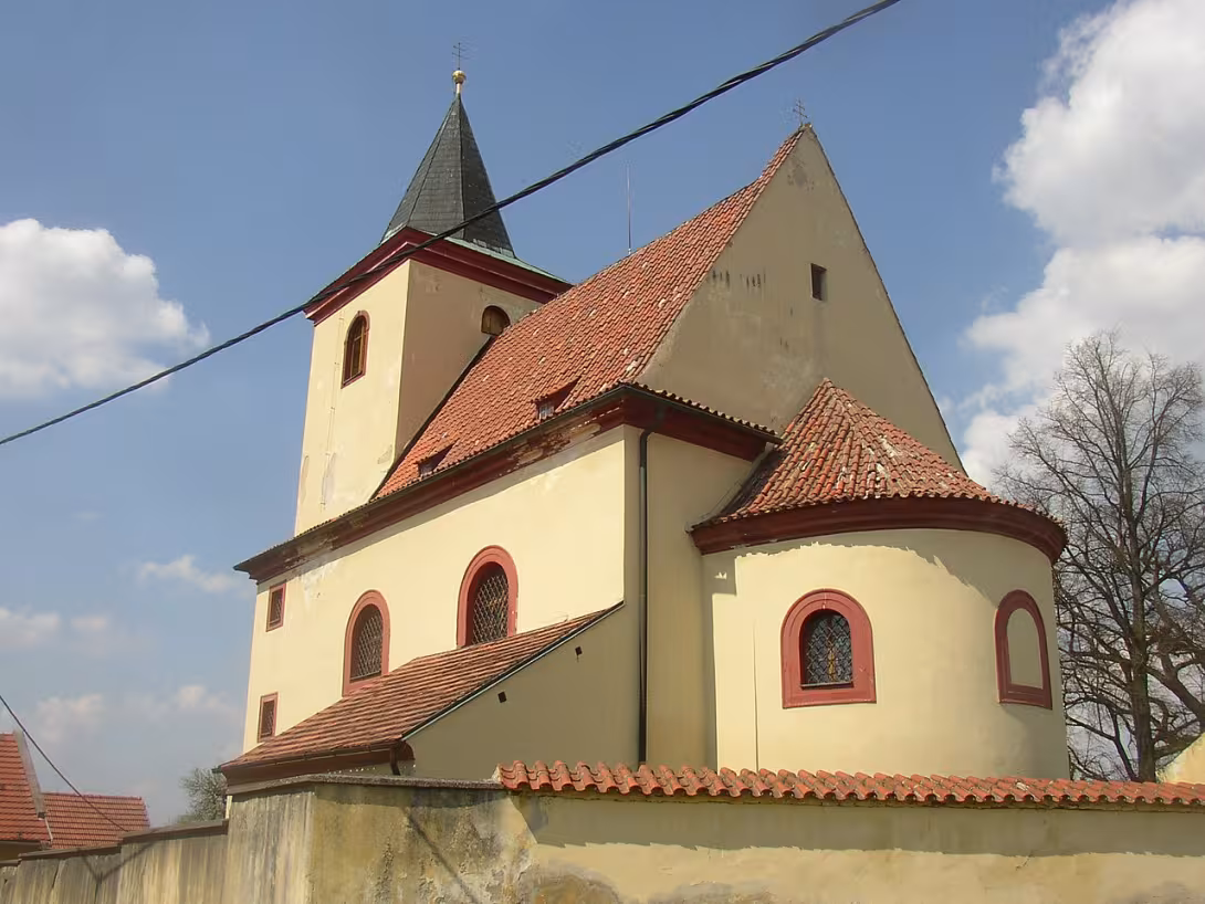 Dzisiejszy widok – kostel svatého Václava (Hrusice)