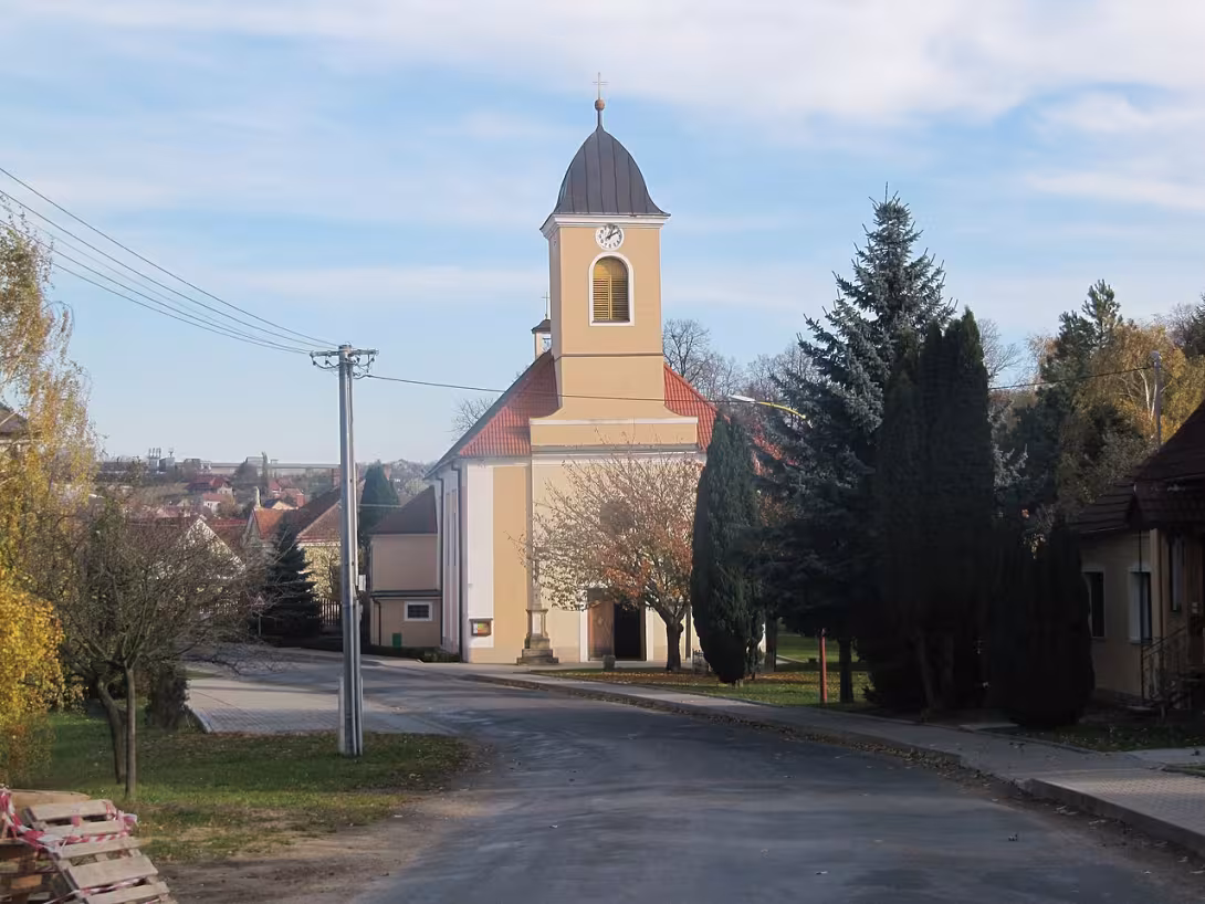 Dnešní pohled – kostel svatého Václava (Domanín)