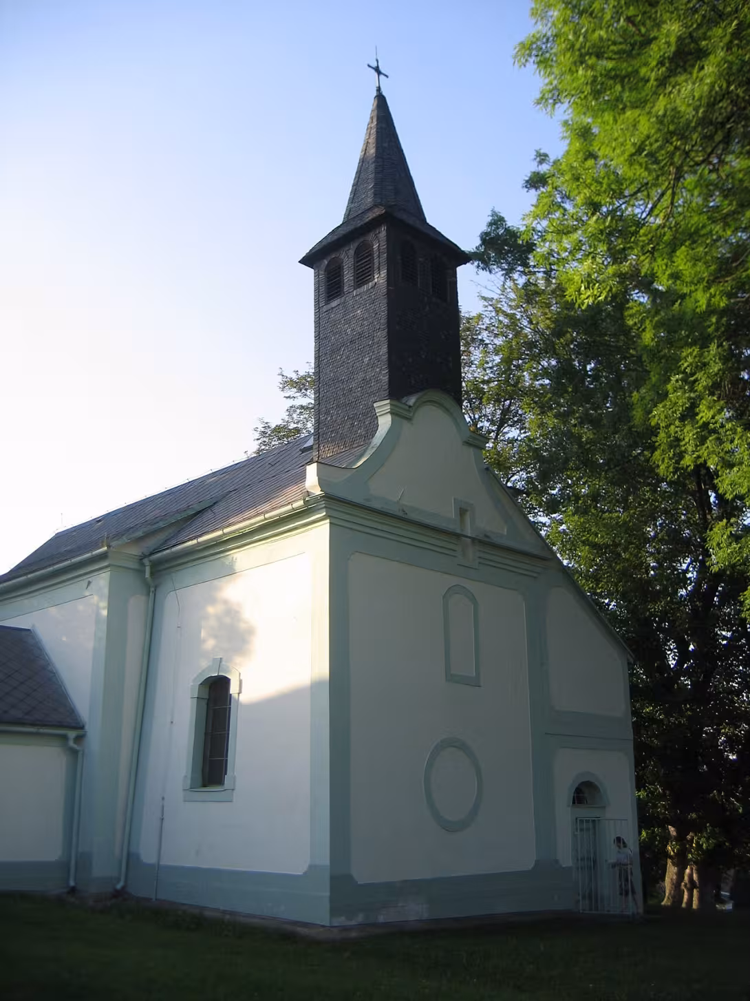 Dzisiejszy widok – kostel svatých Filipa a Jakuba (Dlouhá Ves)