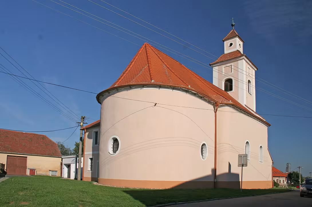 Dnešní pohled – kostel svatých Jana a Pavla (Citonice)