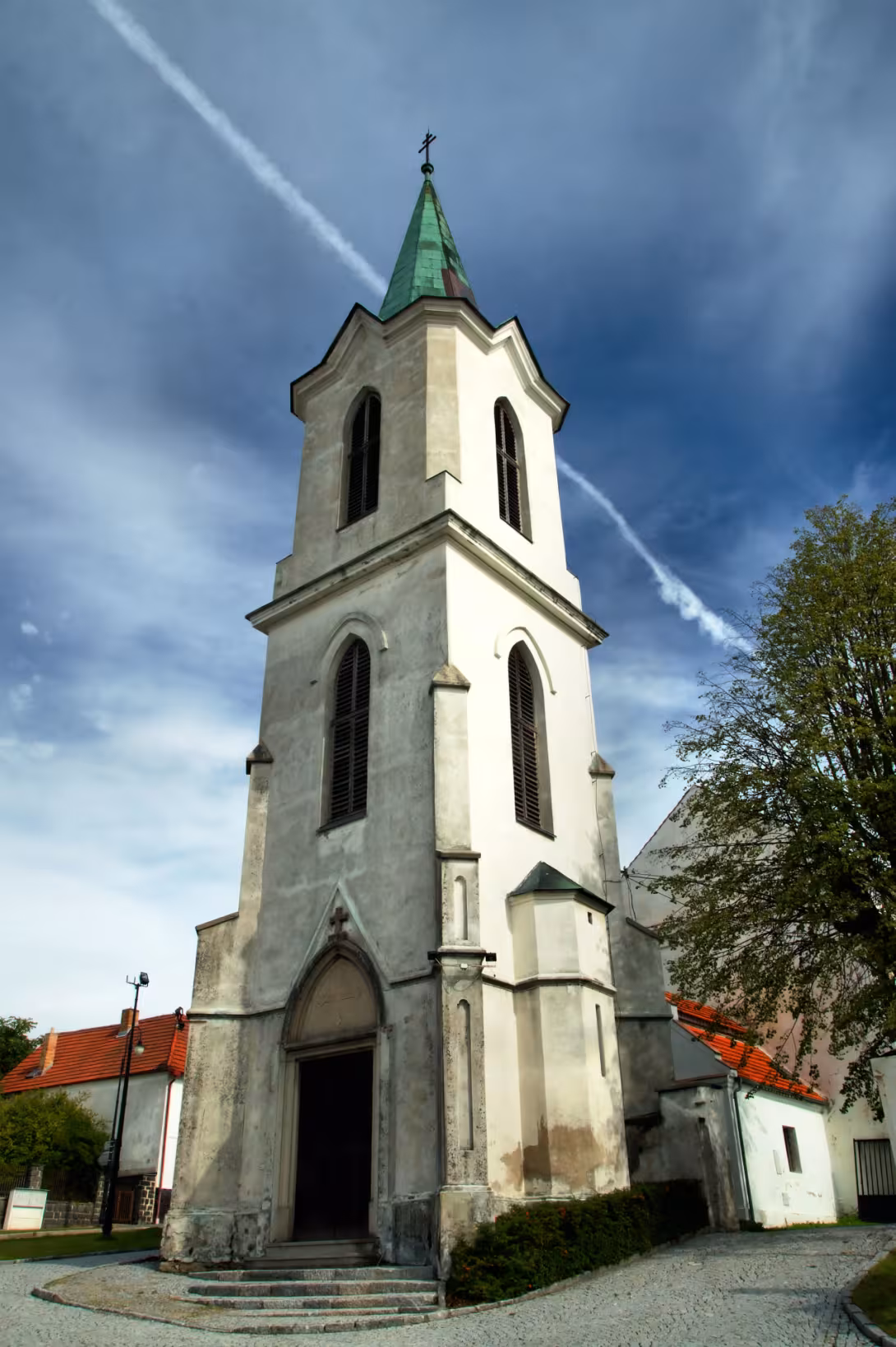 Dnešní pohled – kostel svatých Petra a Pavla (Bělčice)