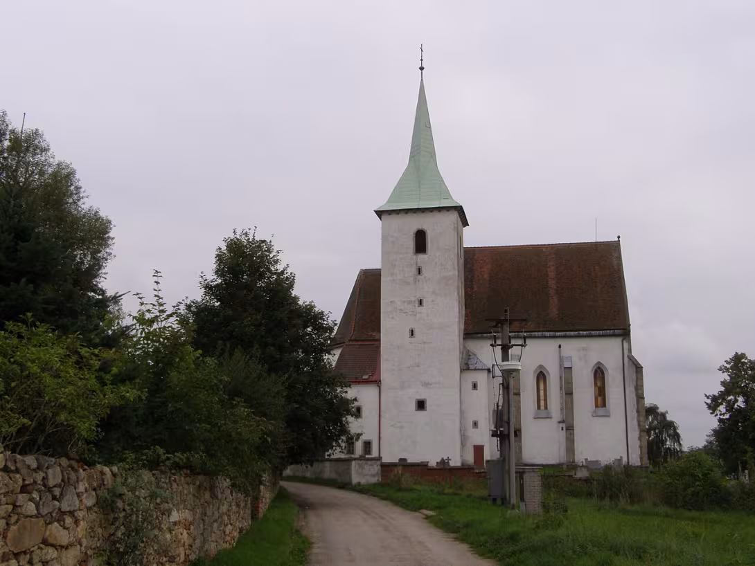 Dnešní pohled – kostel svatých Petra a Pavla (Cizkrajov)