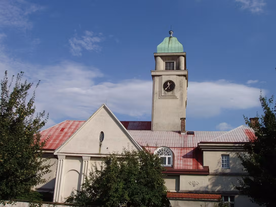 Dzisiejszy widok – českobratrský kostel v Pečkách