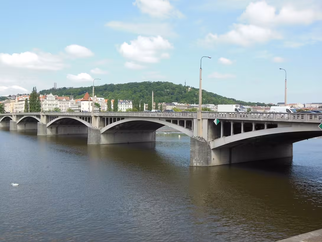 Dnešní pohled – Jiráskův most