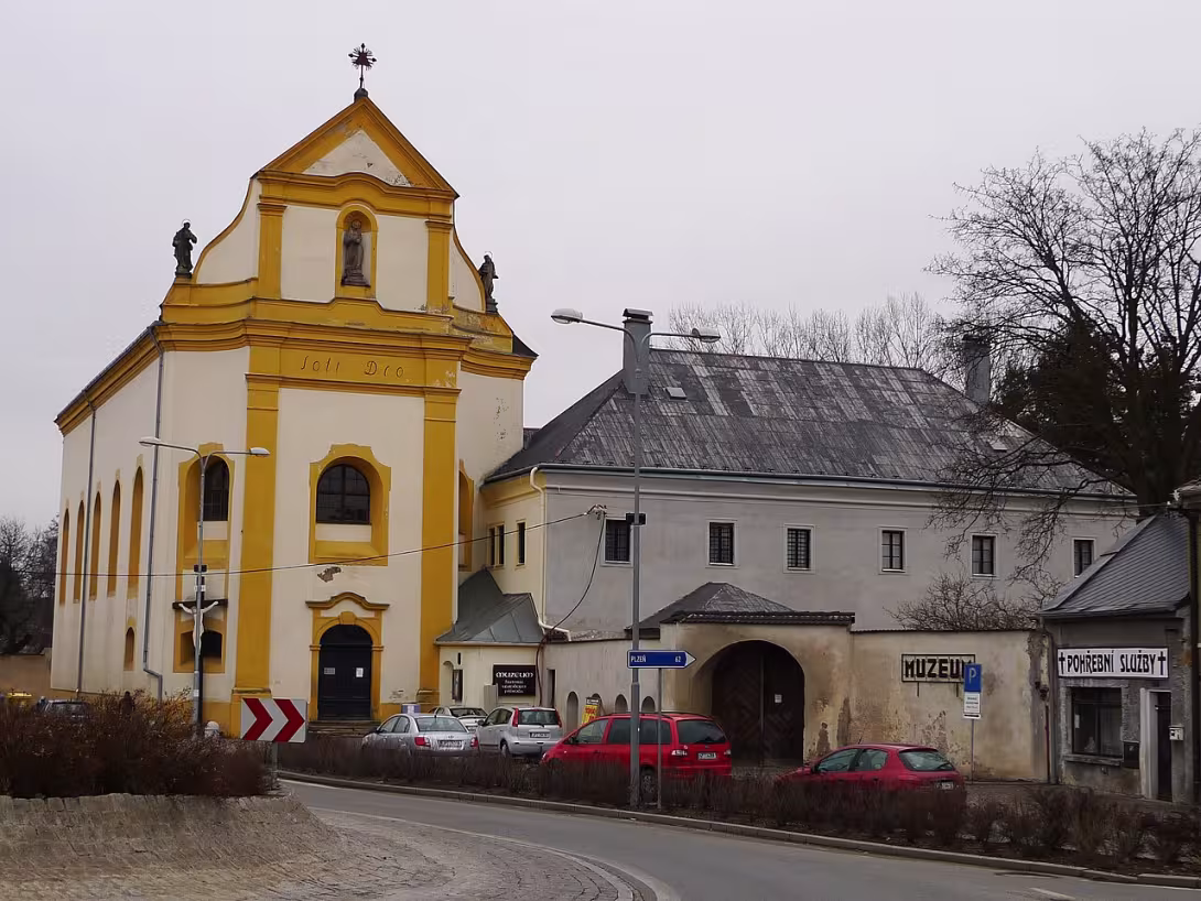 Dnešní pohled – Františkánský klášter v Tachově