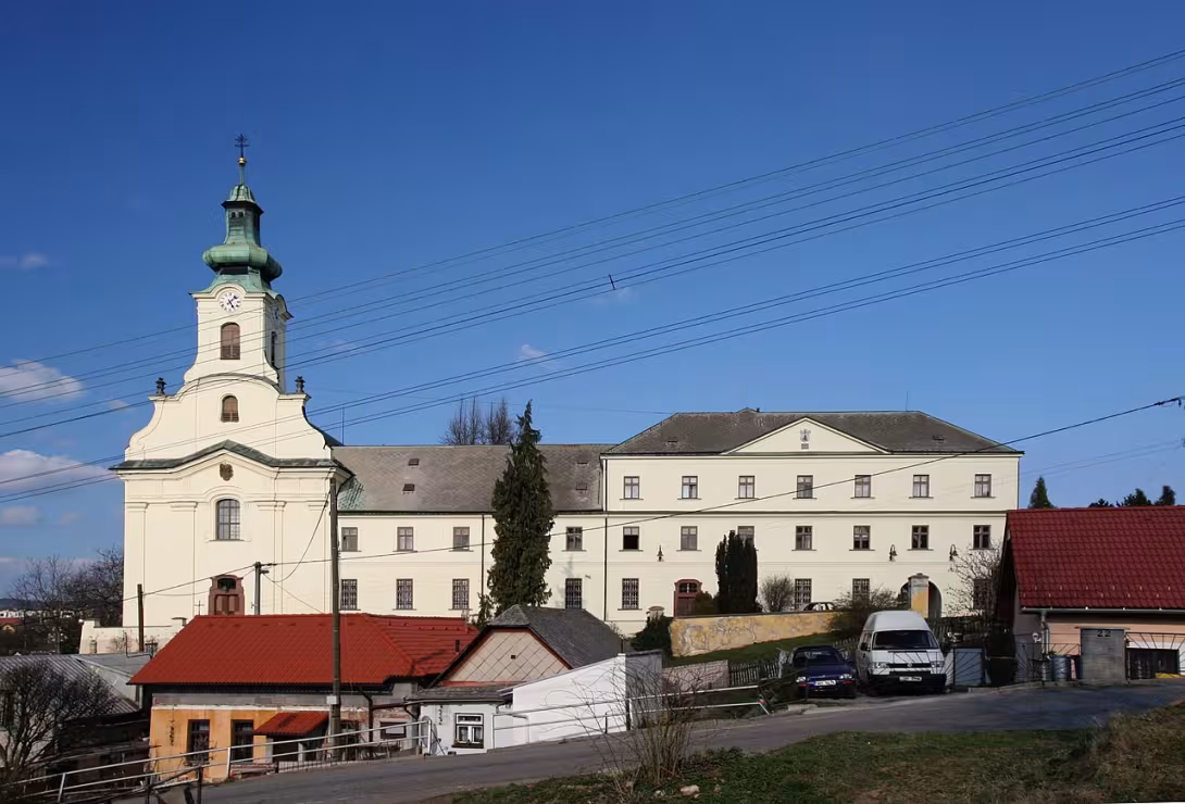 Dnešní pohled – klášter milosrdných bratří (Letovice)