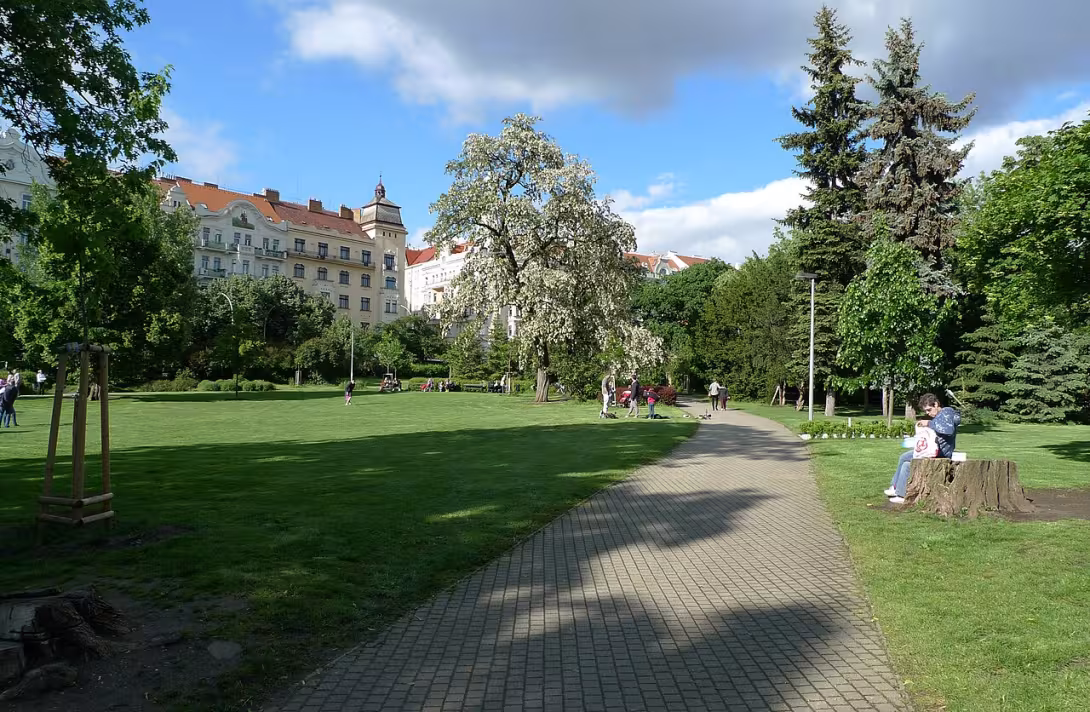 Dnešní pohled – Heroldovy sady