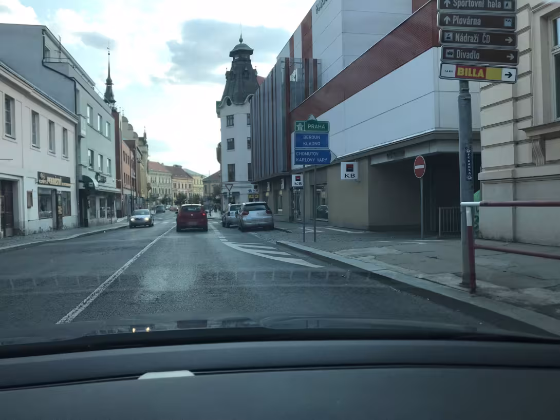 Dnešní pohled – Lounská brána