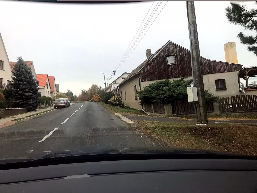 Boží muka severně od Klapého