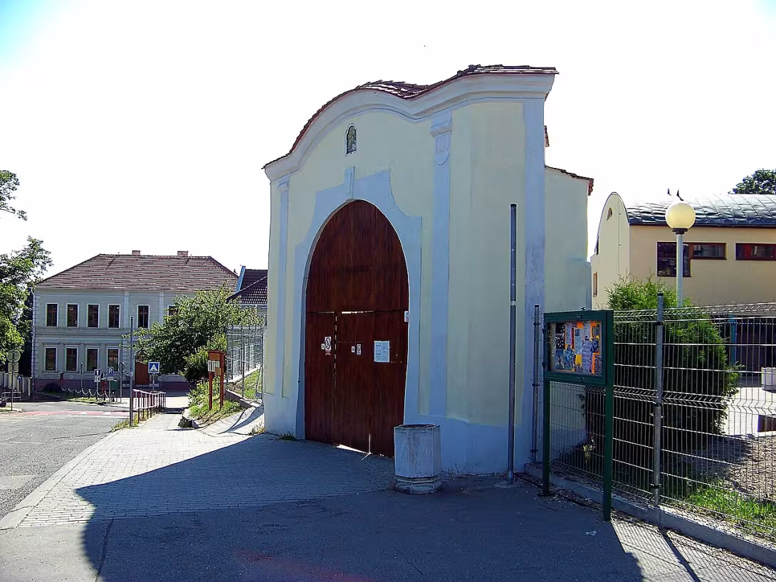 Brána čp. 821