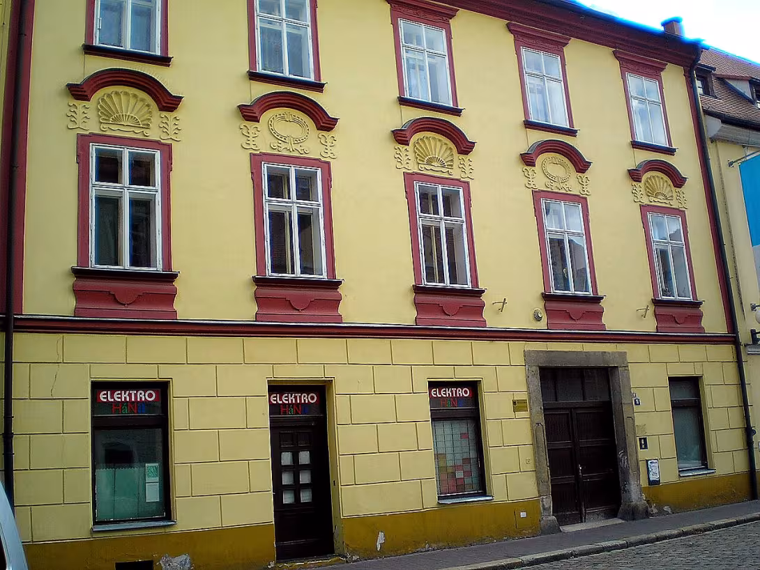 Březinova 9