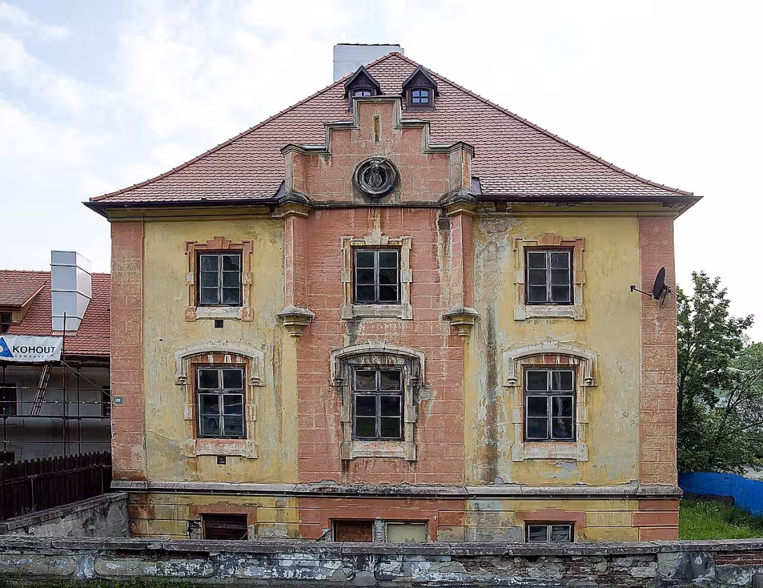 Chvalšinská 139