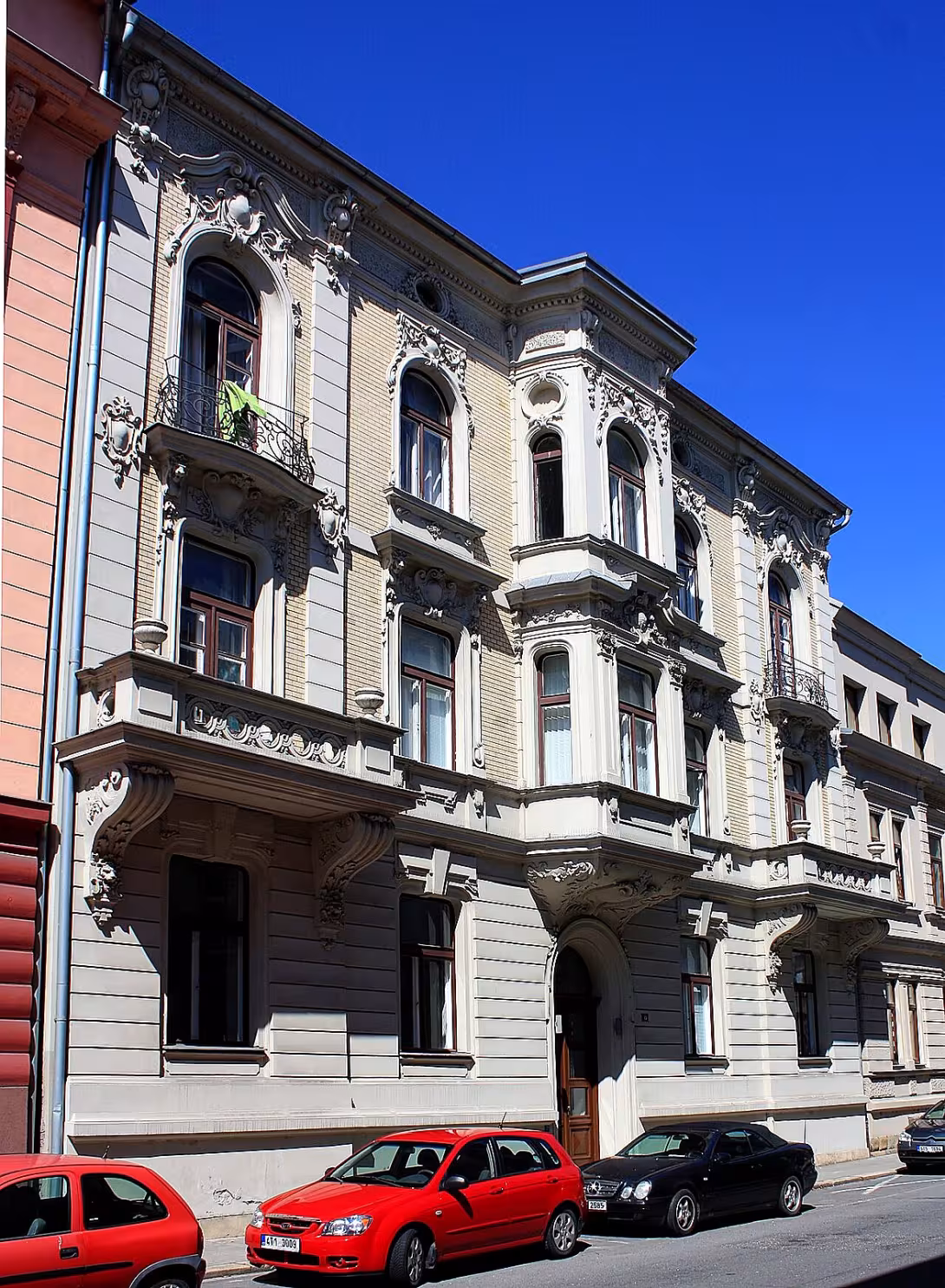 Dvořákova 15
