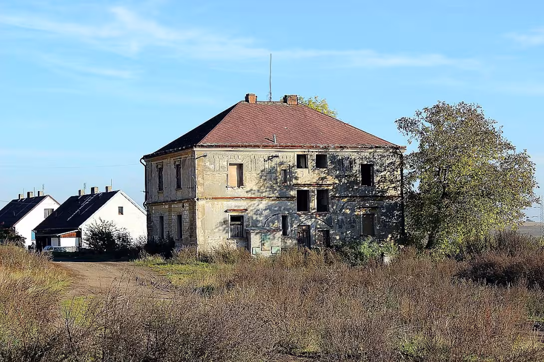 Budov