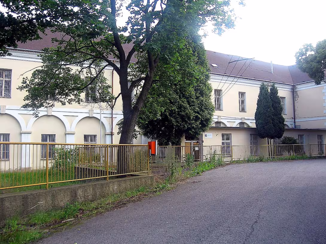 Hliňany