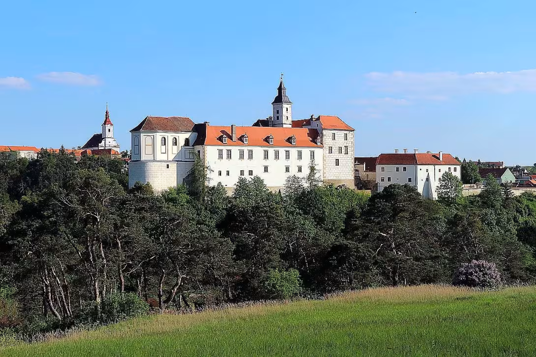 Starý zámek Jevišovice