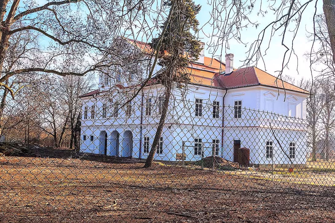 Zámek Barchov