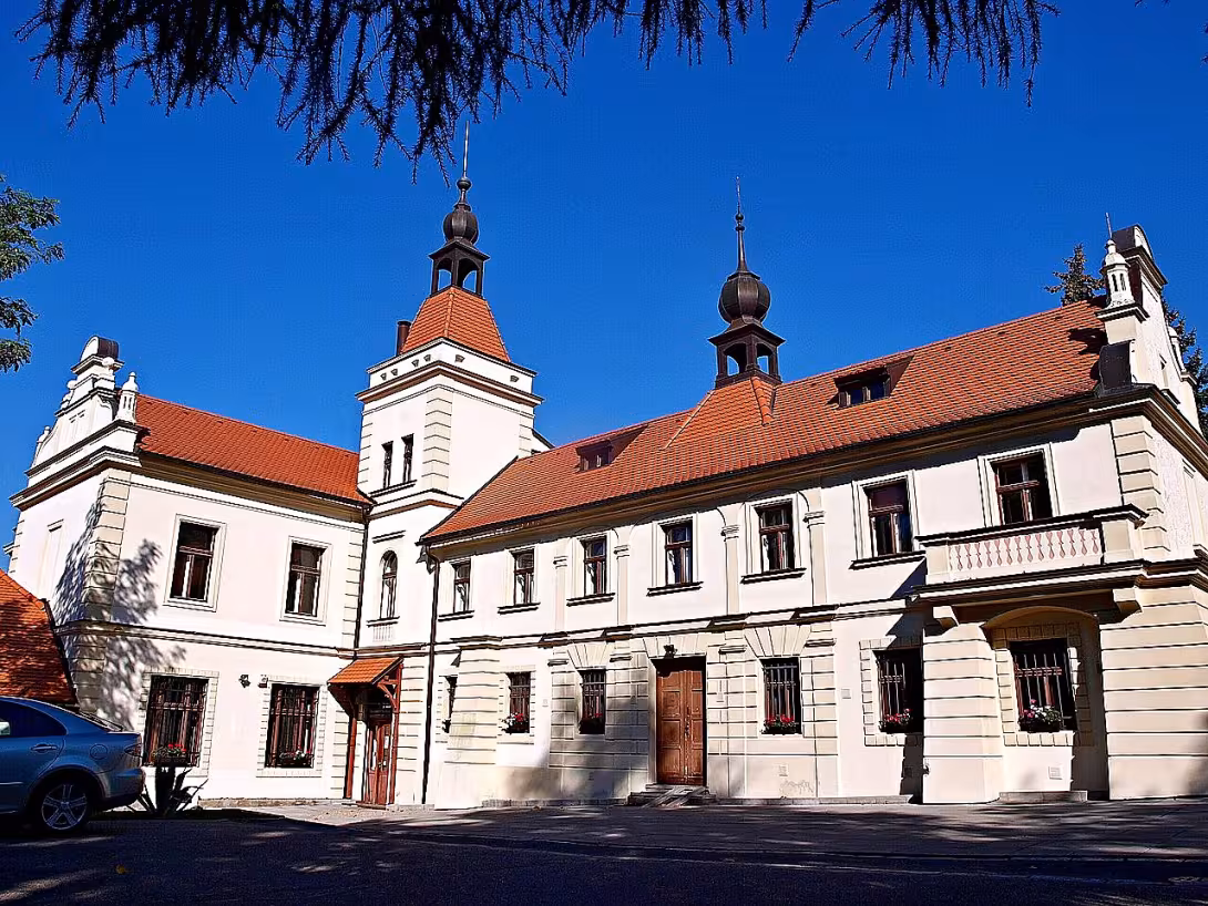 Zámeček Na Křížku